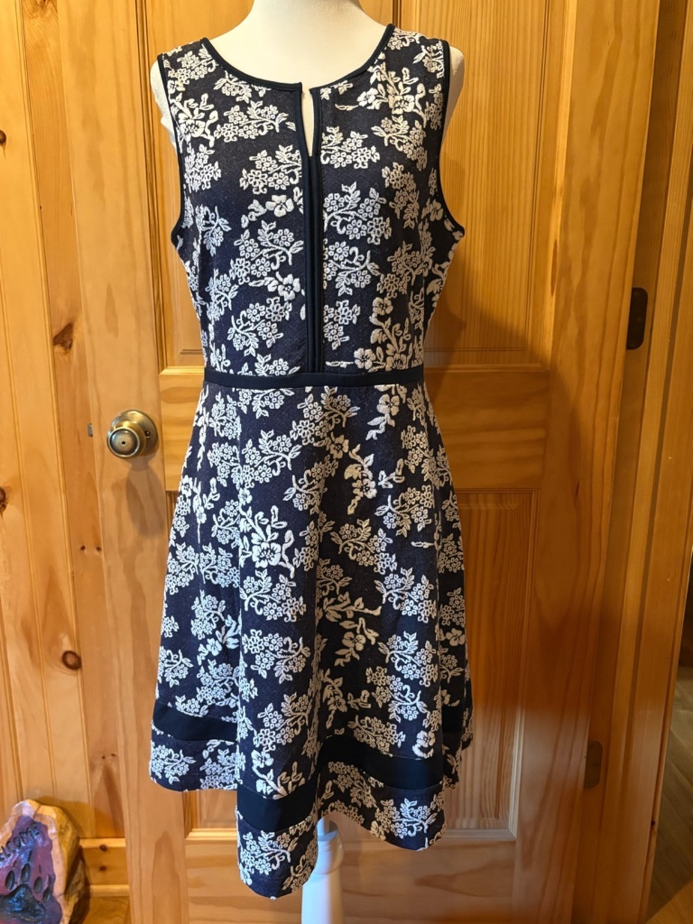 Mix by 41 Hawthorn Aria Split Neck Piped Knit Dress navy white floral size L